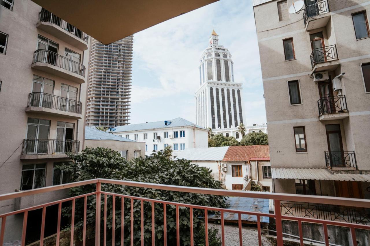Hotel General Batumi Exteriör bild